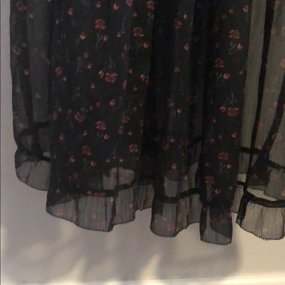 BB Dakota Dress - Picture 7 of 7